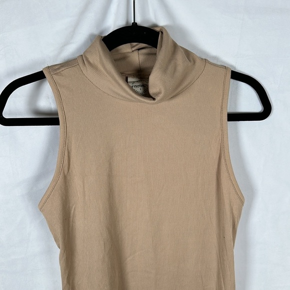 ONE STEP UP TANK TOP SIZE(L) - Picture 3 of 5